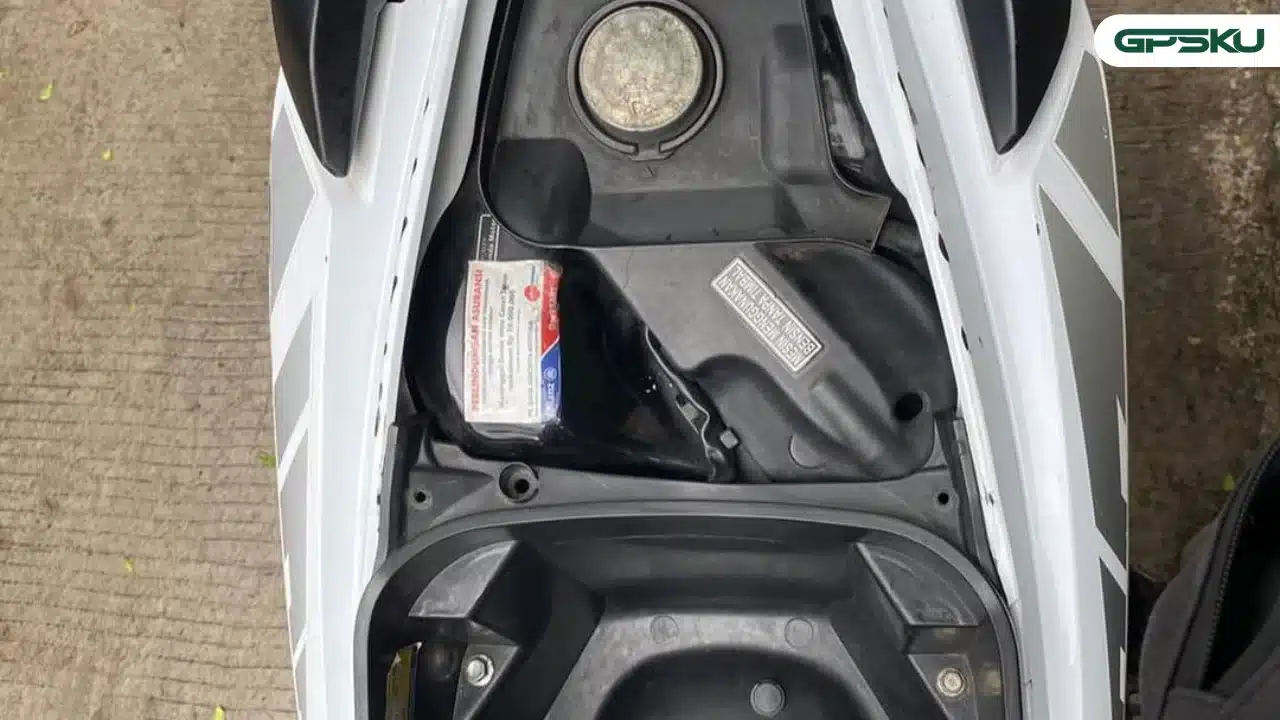 pasang gps di motor vario 150 