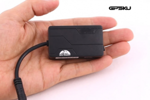 GPS Tracker Mini Terbaik berupa Alat GPS mini yang akurat