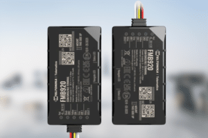 gps tracker canggih untuk mobil