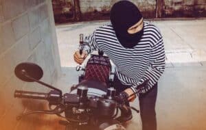 gps tracker melacak motor hilang