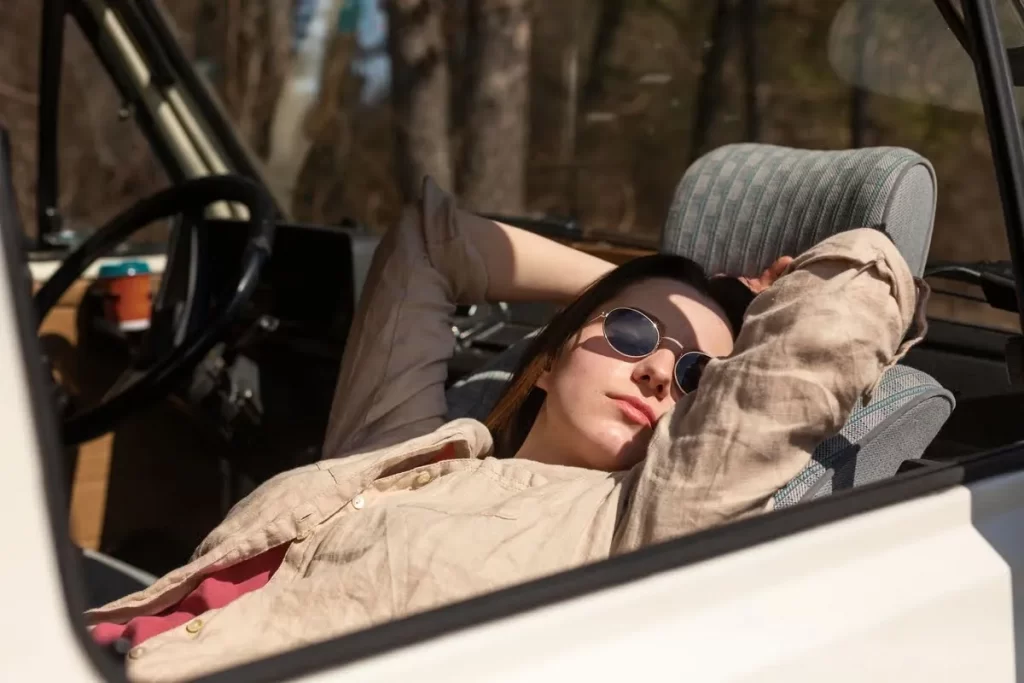 menghilangkan kantuk saat berkendara dengan cara tidur