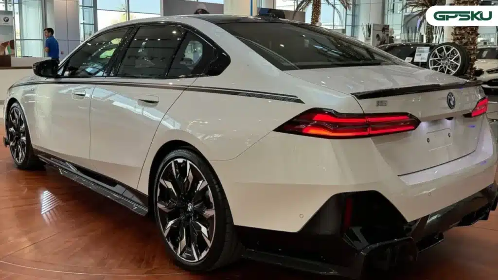 pajak bmw i7
