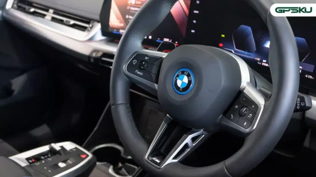 pajak tahunan BMW iX1
