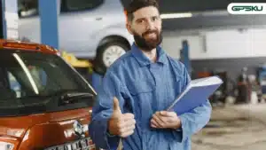 maintenance management staff adalah