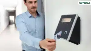 RFID tag adalah