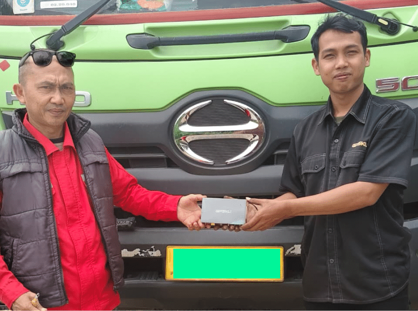 Foto pemasangan GPS 4
